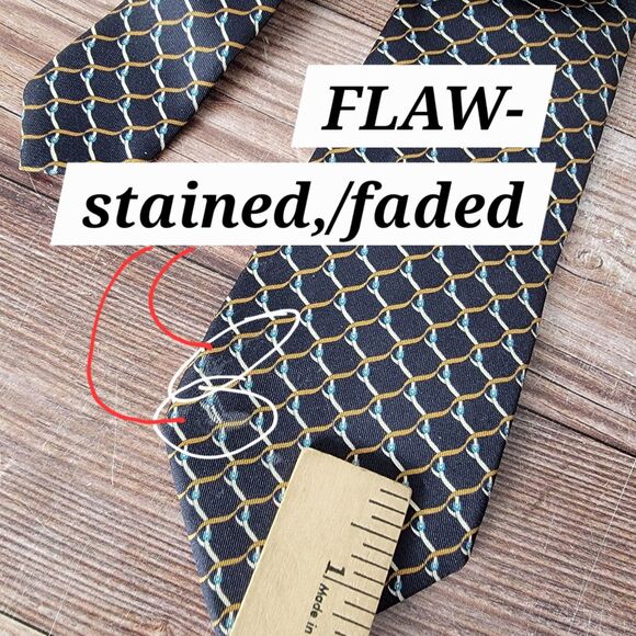 Gucci Mens Neck Tie 100% Silk Made In Italy W-3.25" x L-61" (Flaw, See Pics) - Picture 6 of 11